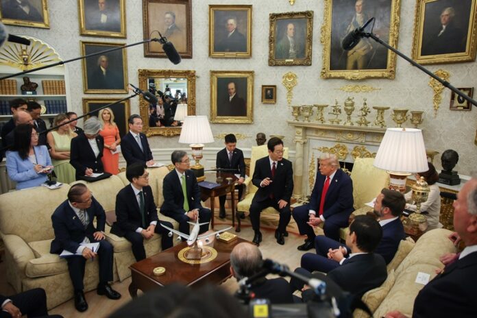 ÀÌÀç¸í ´ëÅë·É, Æ®·³ÇÁ ´ëÅë·É°ú ÇÑ¡¤¹Ì Á¤»óȸ´ã